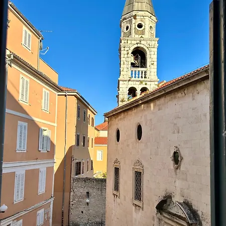 Boutique Forum Апартаменти *